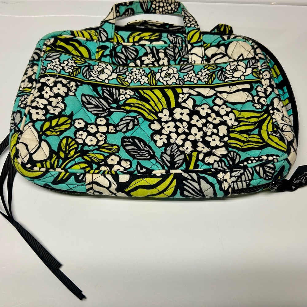 Vera Bradley Quilted Good Book Bible Cover & Lunch Box in Island Blooms